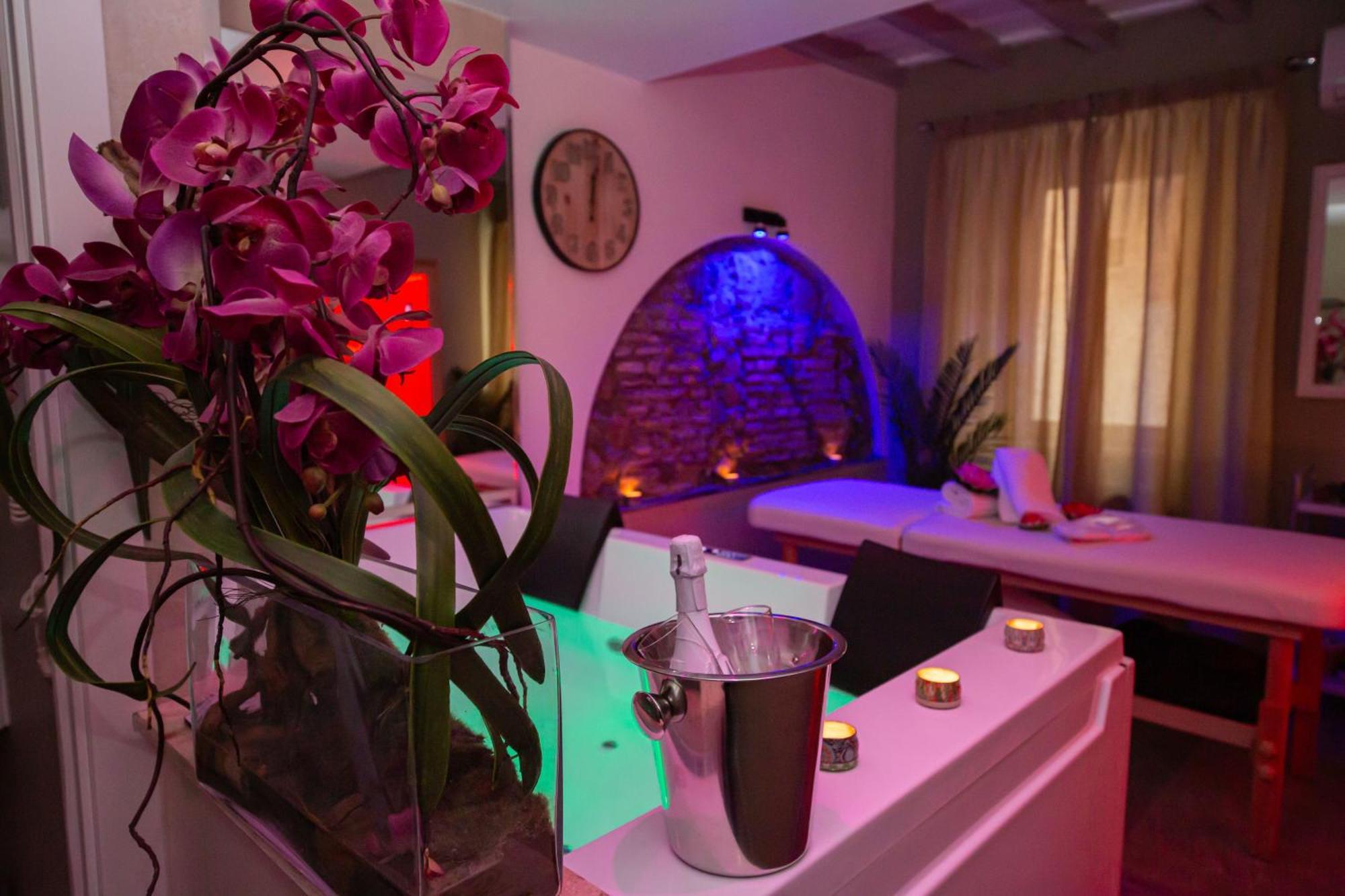 Corso Suite 107 Rooms Wellness & Spa Рим Екстериор снимка